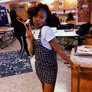 Meet your Posher, Kayla